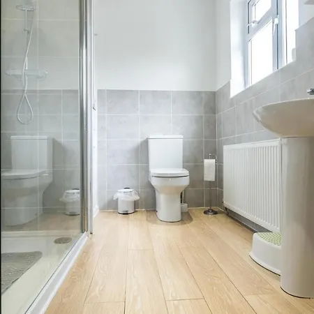 Sandy Retreat - 3 Bedroom Holiday Home - Tenby Exterior photo