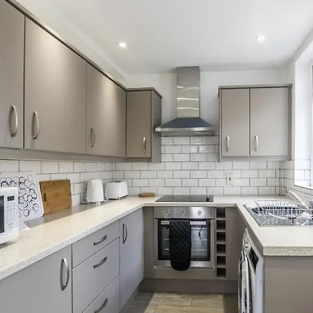 Sandy Retreat - 3 Bedroom Holiday Home - Tenby Exterior photo