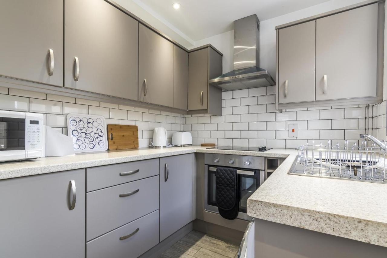 Sandy Retreat - 3 Bedroom - Holiday home Tenby