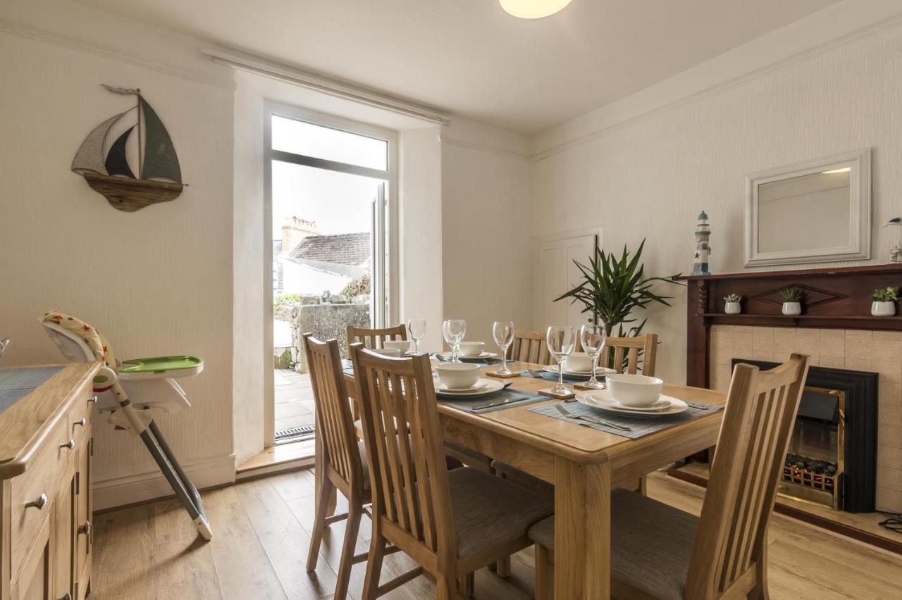 Sandy Retreat - 3 Bedroom - Holiday home Tenby