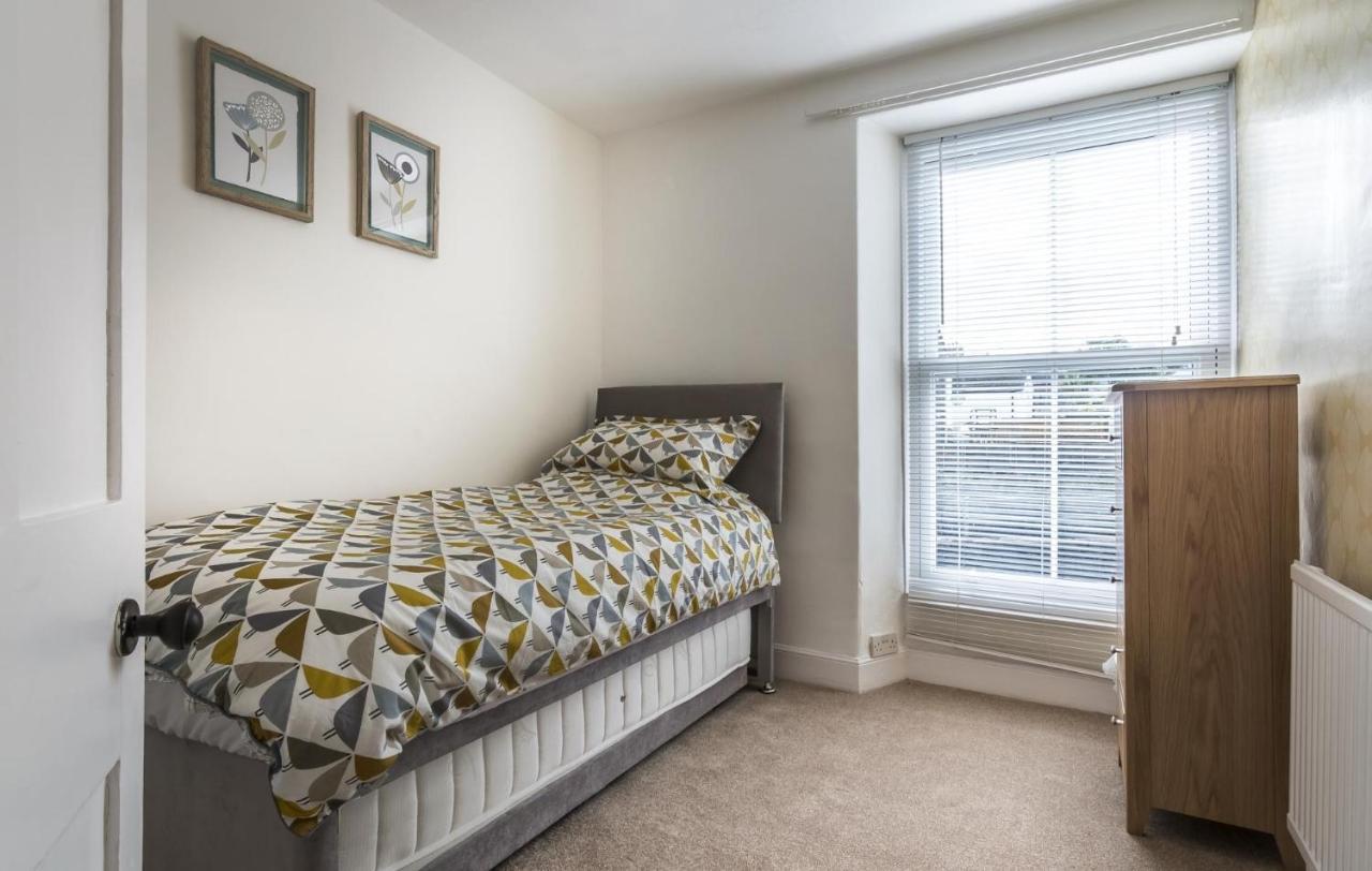 Sandy Retreat - 3 Bedroom -