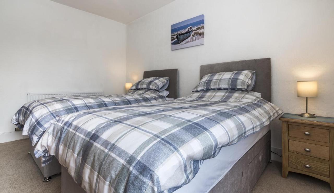 Sandy Retreat - 3 Bedroom - Holiday home Tenby